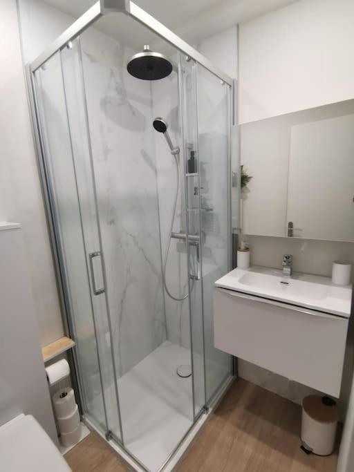 Le Stoubenn, Raffine Et Chaleureux Apartment กงการ์โน ภายนอก รูปภาพ