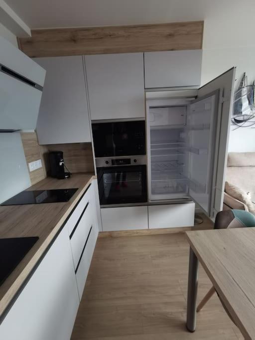 Le Stoubenn, Raffine Et Chaleureux Apartment กงการ์โน ภายนอก รูปภาพ