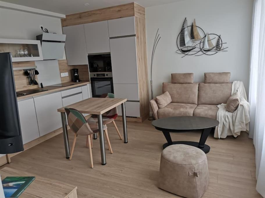 Le Stoubenn, Raffine Et Chaleureux Apartment กงการ์โน ภายนอก รูปภาพ